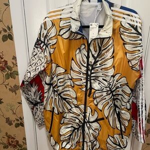 adidas women Gold and white Leaf Print windbreaker